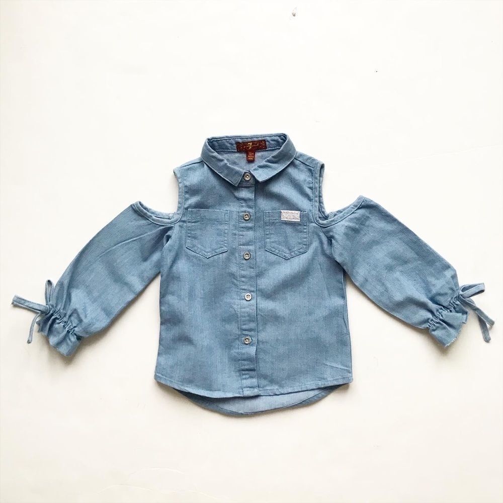 7 for All Mankind cold shoulder button top EUC 18m